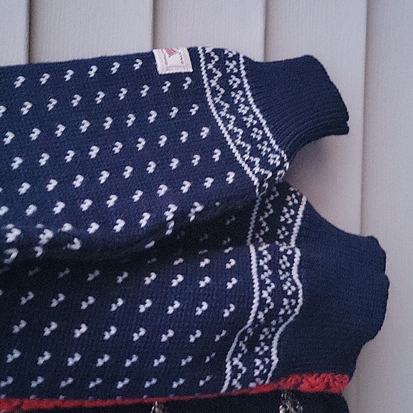 DALE OF NORWAY SWEATER SIZE XL NWOT - Picture 8 of 16